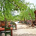 Bed & Breakfast Kas Doga Park Hotel