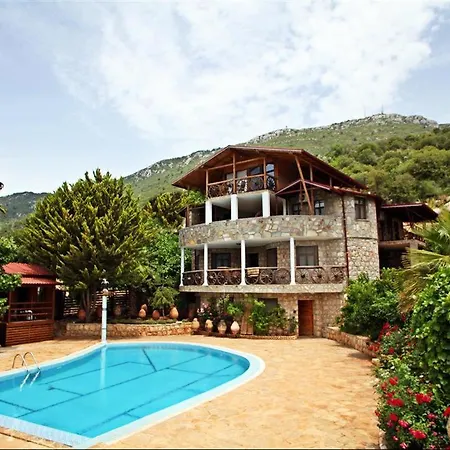 Kas Doga Park Hotel לינה וארוחת בוקר קס